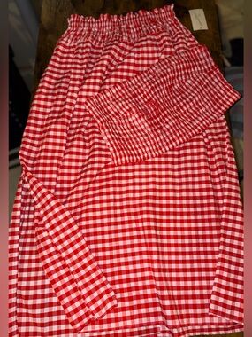 universal threads- Red Gingham Smocked-Waist Women's Skirt and matching top